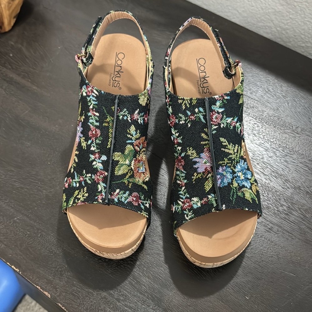 Corkys Carley Wedge Limited Edition Black Brocade - Picture 2 of 5